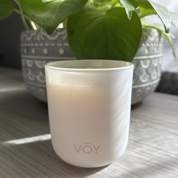 NEW VOY Fragrance Sicilian Neroli Palo Santo Soy Candle Floral Bergamot Gift - Picture 3 of 7